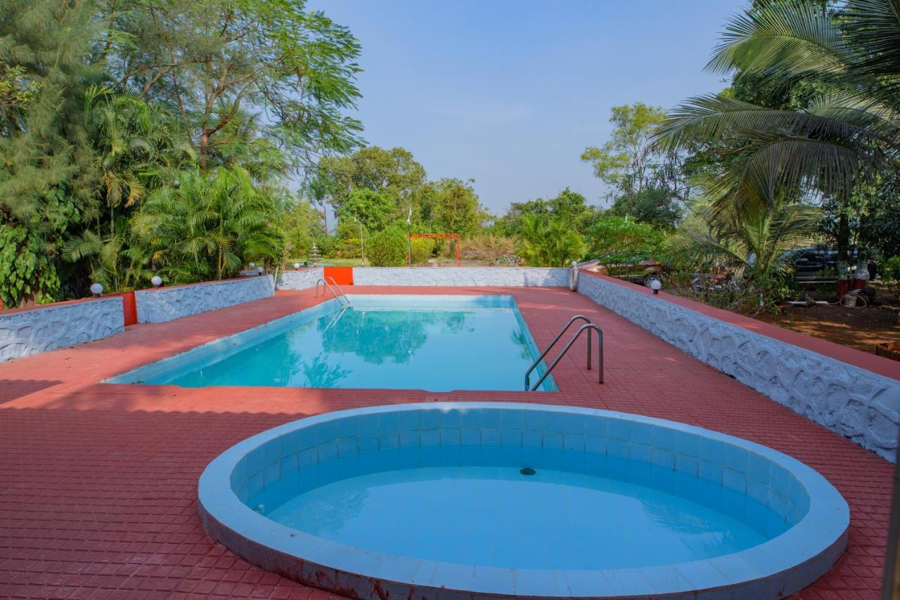 Prajakta Rest House Alībāg Buitenkant foto