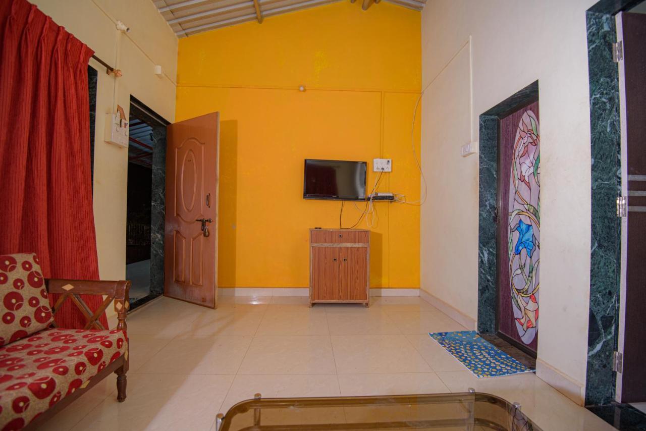 Prajakta Rest House Alībāg Buitenkant foto